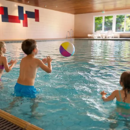 Familienauszeit Indoorpool, Sauna, Skilift, Netflix, Disney, Optional Vielpass Karte , Inkl Bettwaesche Handtuecher Reinigung Appartamento *